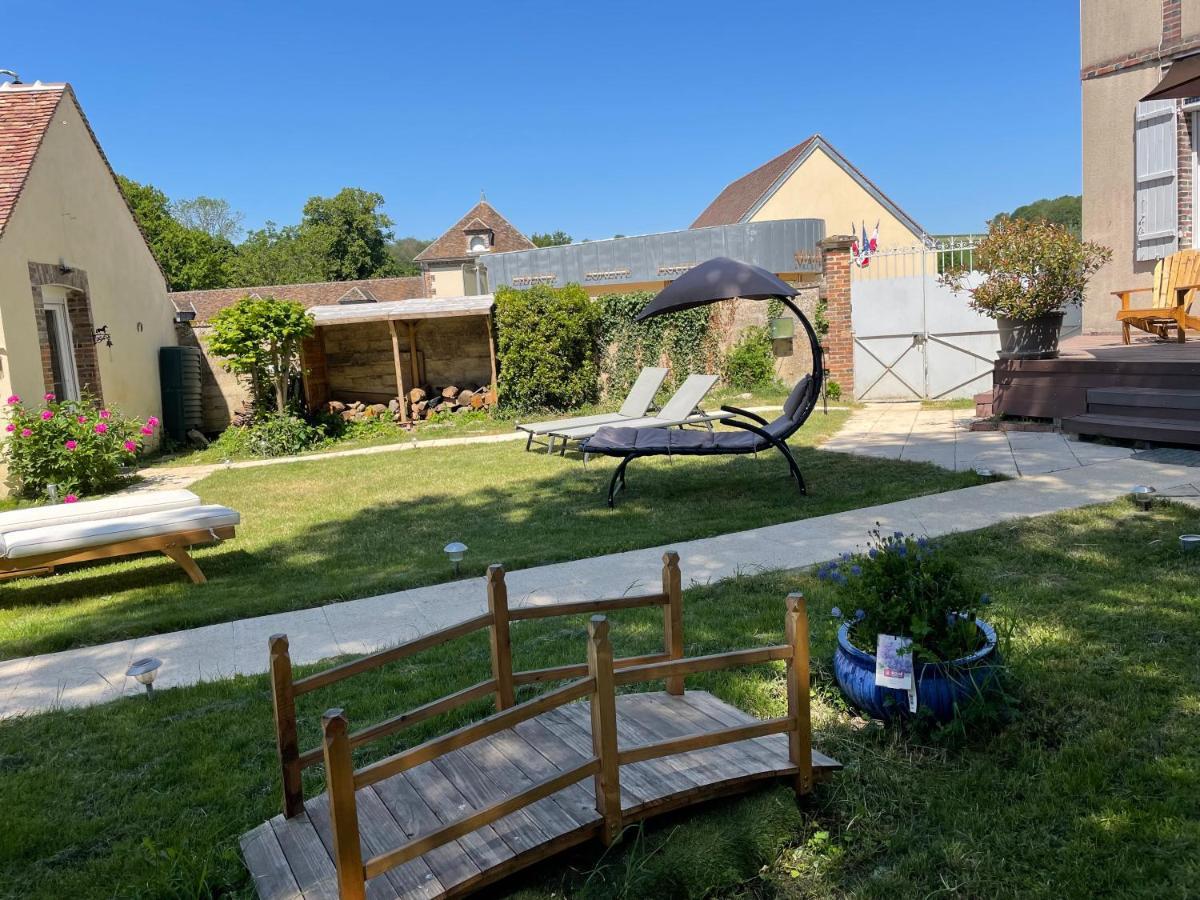 Villa Fontaine Avec Piscine Interieur Chauffee-Maison De Campagne Familiale -Ideal Vacances Ou Sejour Professionnel -3 Chambres-Bureau Separe -Lit Bebe - Parking Facile & Gratuit Fontaine-la-Gaillarde Exterior foto