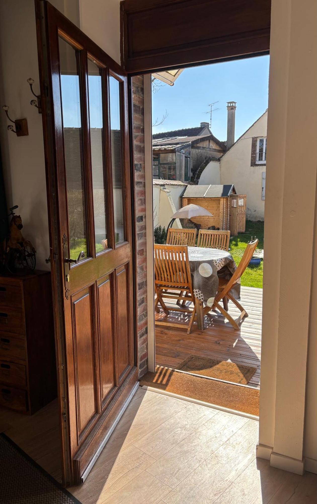 Villa Fontaine Avec Piscine Interieur Chauffee-Maison De Campagne Familiale -Ideal Vacances Ou Sejour Professionnel -3 Chambres-Bureau Separe -Lit Bebe - Parking Facile & Gratuit Fontaine-la-Gaillarde Exterior foto